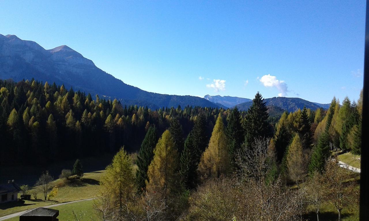 Rifugio Caltena Fiera Di Primiero Exterior foto